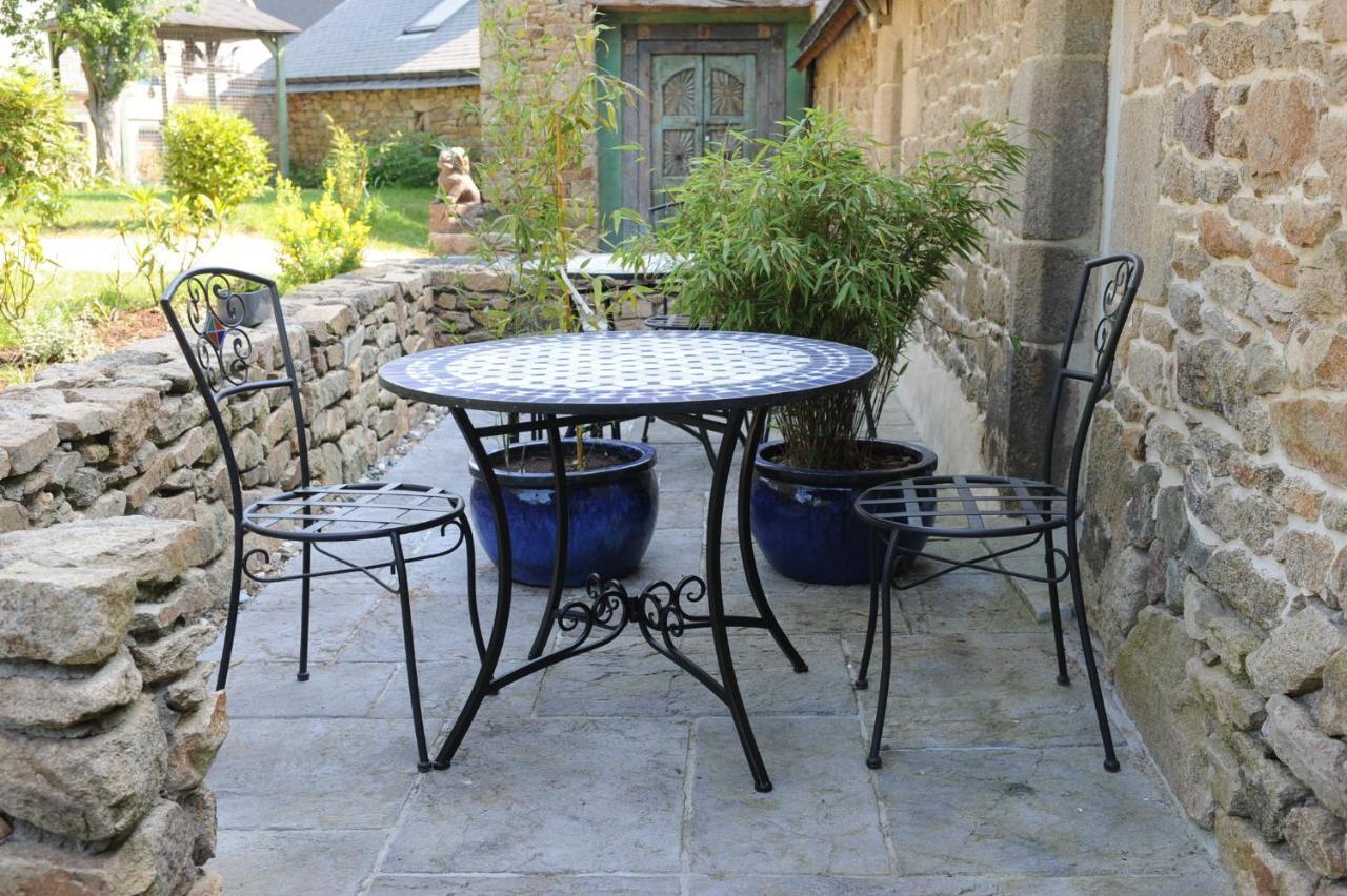 Nostang Le Domaine De Saint-Thomin B&B 객실 사진
